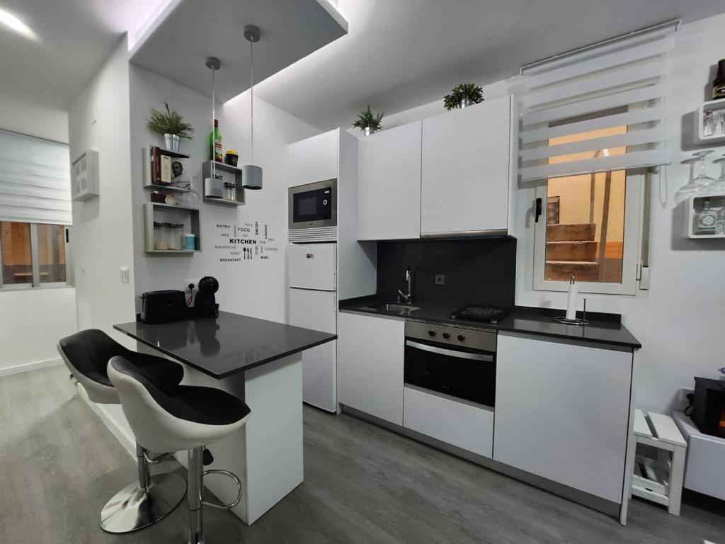 Embajadores, Apartamento Moderno Y Centrico Para 4 มาดริด ภายนอก รูปภาพ